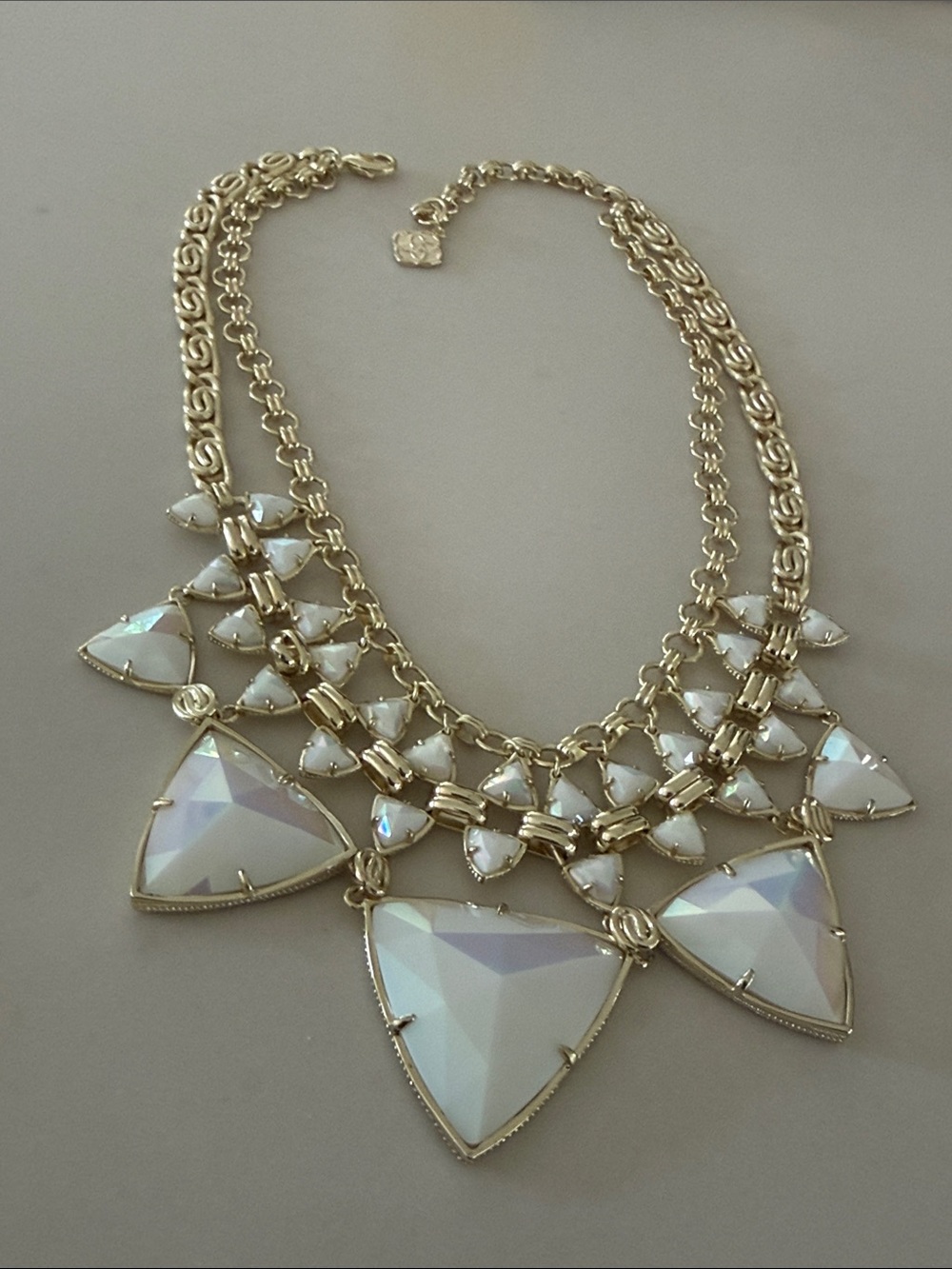 DISCO Kendra Scott White Emily Necklace - Picture 3 of 7